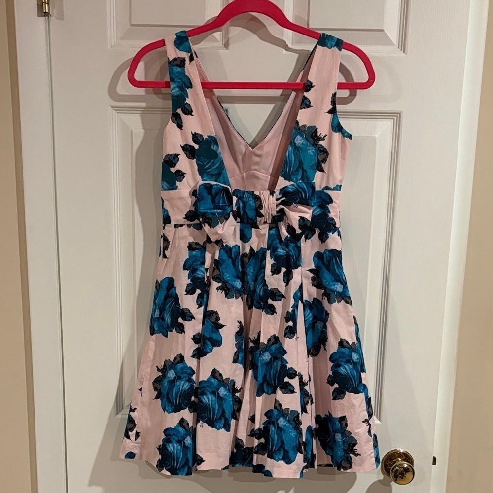 Betsey‎ Johnson Sleeveless Floral Fit-and-Flare Dress size 4 - Picture 6 of 9